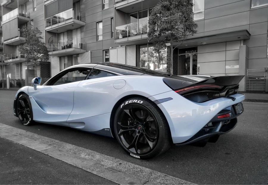  McLaren 720S Velocita by DMC 2018 года  (фото 7 из 7)